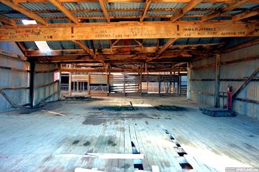 Abandoned shearing shed, Eyre Hwy, Colona Waterhole, South Australia